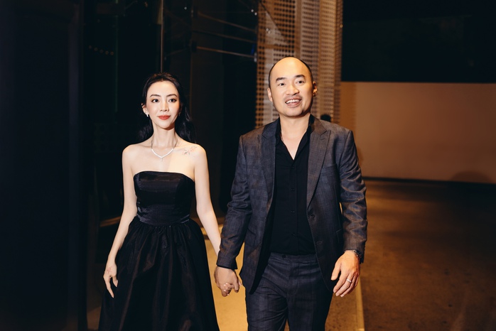 Tiến Luật: Tiến Luật: