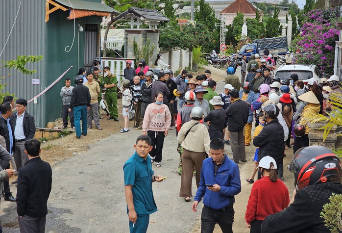 Cháy nhà trọ ở Đà Lạt, 3 cháu nhỏ tử vong thương tâm - Ảnh 4. Cháy nhà trọ ở Đà Lạt, 3 cháu nhỏ tử vong thương tâm - Ảnh 4.