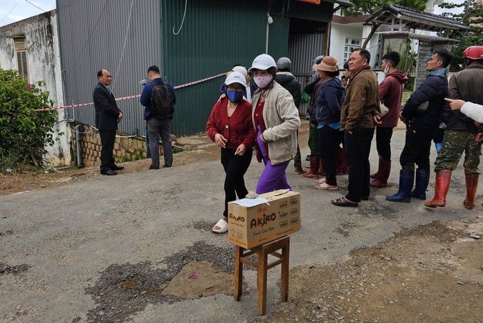 Cháy nhà trọ ở Đà Lạt, 3 cháu nhỏ tử vong thương tâm - Ảnh 7. Cháy nhà trọ ở Đà Lạt, 3 cháu nhỏ tử vong thương tâm - Ảnh 7.
