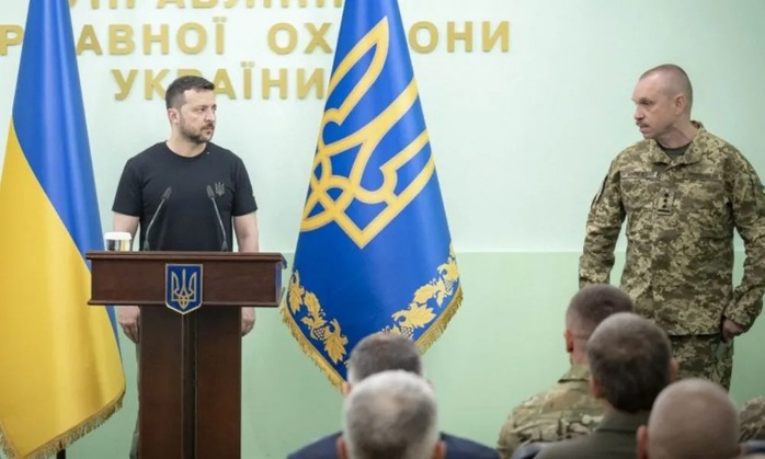 Tổng thống Zelensky ra lệnh thanh lọc cận vệ nhà nước Ukraine- Ảnh 1. Tổng thống Zelensky ra lệnh thanh lọc cận vệ nhà nước Ukraine- Ảnh 1.