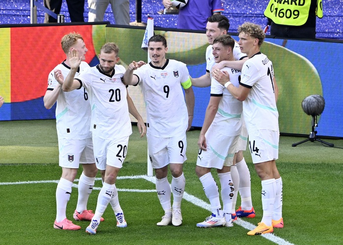EURO 2024: Tuyển Hà Lan gây thất vọng trong trận thua Áo- Ảnh 4. EURO 2024: Tuyển Hà Lan gây thất vọng trong trận thua Áo- Ảnh 4.