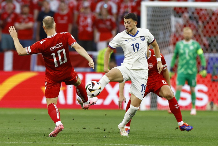 Euro 2024: Đan Mạch vào vòng 1/8 sau trận hòa không bàn thắng- Ảnh 2. Euro 2024: Đan Mạch vào vòng 1/8 sau trận hòa không bàn thắng- Ảnh 2.
