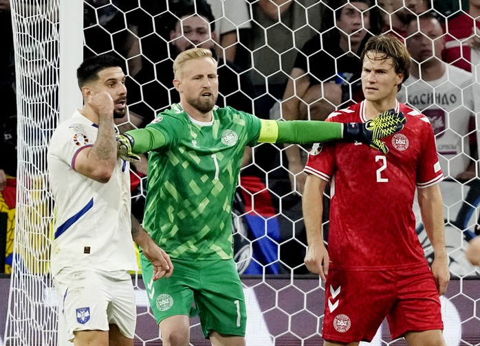 Euro 2024: Đan Mạch vào vòng 1/8 sau trận hòa không bàn thắng- Ảnh 6. Euro 2024: Đan Mạch vào vòng 1/8 sau trận hòa không bàn thắng- Ảnh 6.