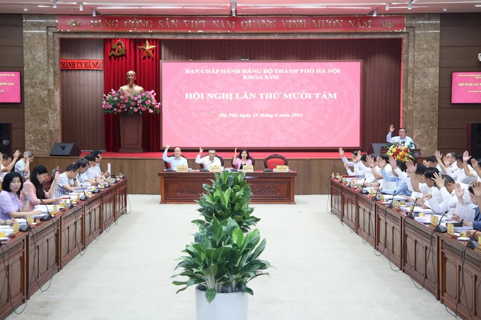 Xem xét kỷ luật nhiều cán bộ tại Đảng ủy ĐH Quốc gia Hà Nội và một số đơn vị- Ảnh 1. Xem xét kỷ luật nhiều cán bộ tại Đảng ủy ĐH Quốc gia Hà Nội và một số đơn vị- Ảnh 1.