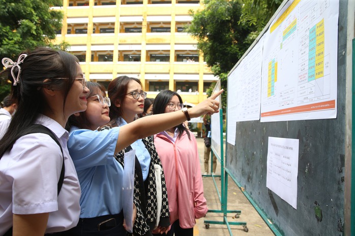 Hơn 1 triệu thí sinh bắt đầu làm thủ tục dự thi tốt nghiệp- Ảnh 3. Hơn 1 triệu thí sinh bắt đầu làm thủ tục dự thi tốt nghiệp- Ảnh 3.