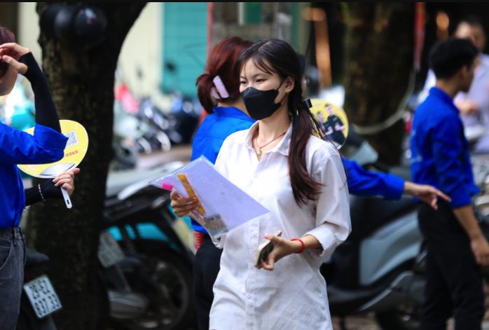 Hơn 11.000 thí sinh không làm thủ tục dự thi tốt nghiệp THPT- Ảnh 6. Hơn 11.000 thí sinh không làm thủ tục dự thi tốt nghiệp THPT- Ảnh 6.