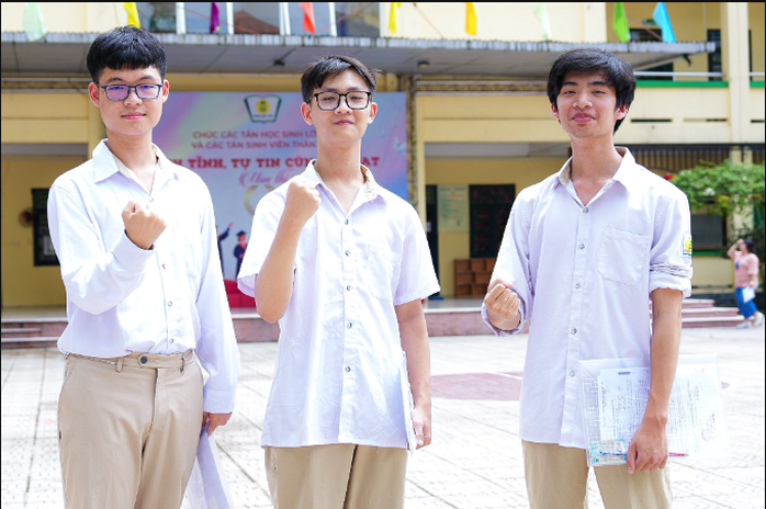 Hơn 11.000 thí sinh không làm thủ tục dự thi tốt nghiệp THPT- Ảnh 1. Hơn 11.000 thí sinh không làm thủ tục dự thi tốt nghiệp THPT- Ảnh 1.
