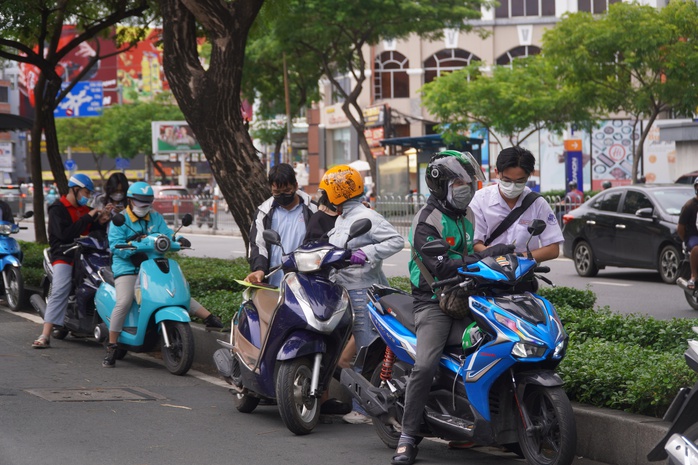 Thí sinh TP HCM sẵn sàng bước vào cuộc thi lớn- Ảnh 3. Thí sinh TP HCM sẵn sàng bước vào cuộc thi lớn- Ảnh 3.
