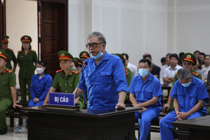 Cựu giám đốc Công an Hải Phòng Đỗ Hữu Ca được đề nghị giảm từ 2-3 năm tù- Ảnh 1. Cựu giám đốc Công an Hải Phòng Đỗ Hữu Ca được đề nghị giảm từ 2-3 năm tù- Ảnh 1.