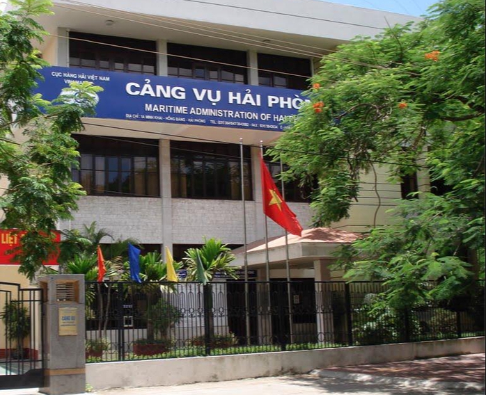 Hai cán bộ Cảng vụ hàng hải Hải Phòng bị bắt- Ảnh 1. Hai cán bộ Cảng vụ hàng hải Hải Phòng bị bắt- Ảnh 1.