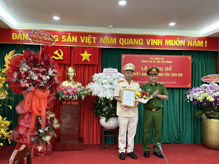Nhân sự mới Công an TP HCM- Ảnh 1. Nhân sự mới Công an TP HCM- Ảnh 1.