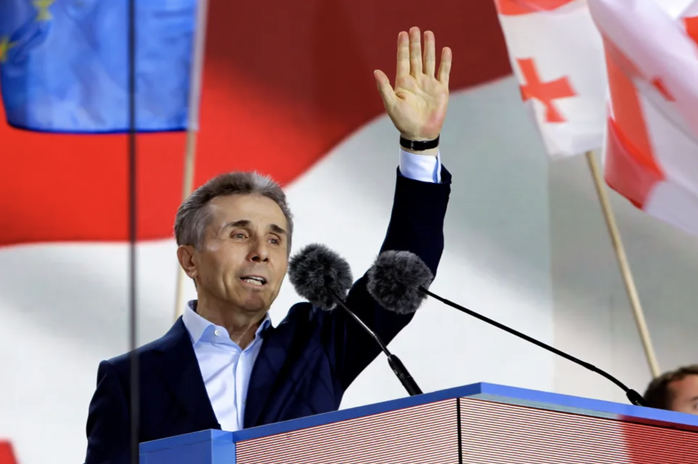 Tỉ phú trao thưởng "khủng" cho tuyển Georgia nhờ vượt vòng bảng Euro 2024- Ảnh 4. Tỉ phú trao thưởng "khủng" cho tuyển Georgia nhờ vượt vòng bảng Euro 2024- Ảnh 4.