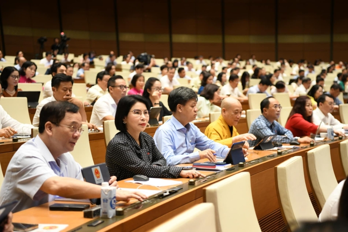 Quốc hội biểu quyết thông qua Luật Thủ đô sửa đổi- Ảnh 1. Quốc hội biểu quyết thông qua Luật Thủ đô sửa đổi- Ảnh 1.
