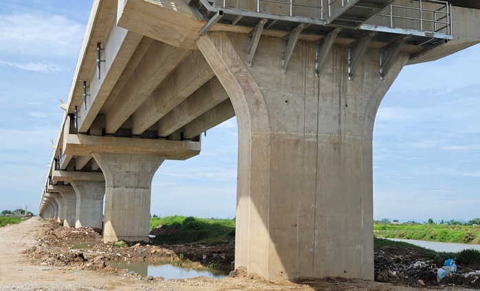 Ngắm cầu vượt dài nhất tuyến đường ven biển Thanh Hóa- Ảnh 4. Ngắm cầu vượt dài nhất tuyến đường ven biển Thanh Hóa- Ảnh 4.