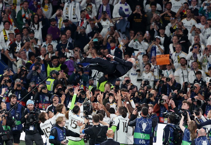 Tấm vé dự Europa League của Man United được UEFA định đoạt ra sao?- Ảnh 4. Tấm vé dự Europa League của Man United được UEFA định đoạt ra sao?- Ảnh 4.