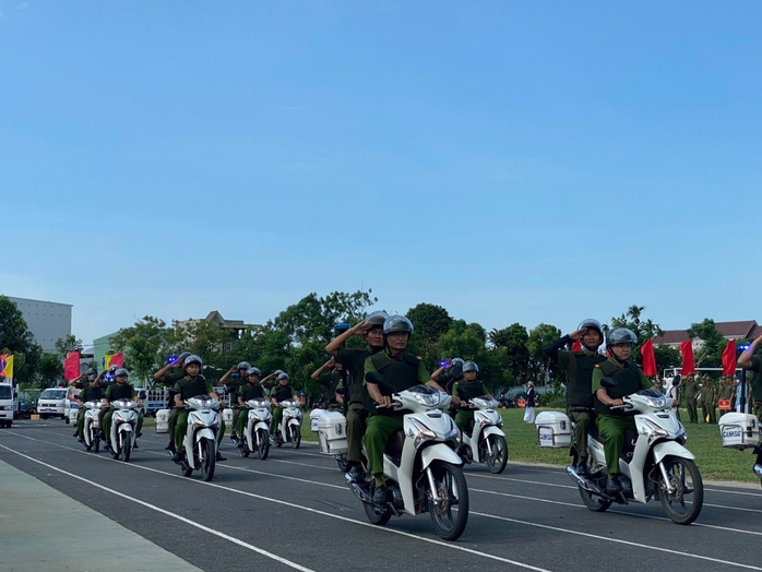Thêm "cánh tay" bảo vệ an ninh trật tự ở cơ sở- Ảnh 2.