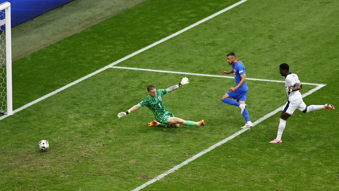 Euro 2024: Bellingham hóa người hùng, tuyển Anh trở về từ Euro 2024: Bellingham hóa người hùng, tuyển Anh trở về từ