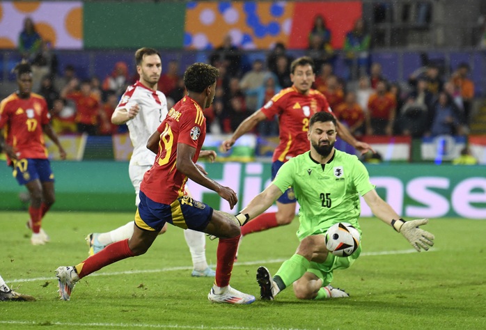 Euro 2024: Thua bàn đầu, Tây Ban Nha ra oai thắng đậm Georgia - Ảnh 4. Euro 2024: Thua bàn đầu, Tây Ban Nha ra oai thắng đậm Georgia - Ảnh 4.