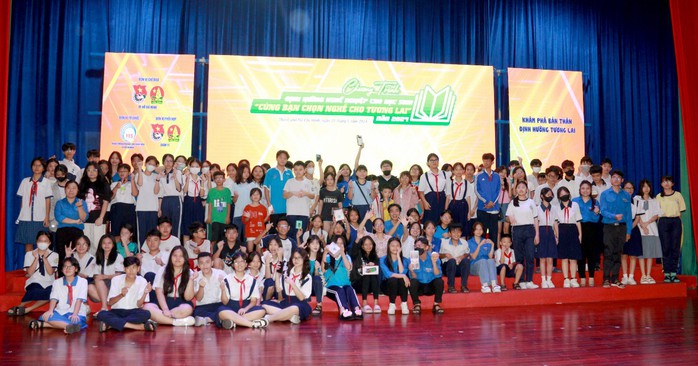 Định hướng nghề nghiệp qua hoạt động hè- Ảnh 3. Định hướng nghề nghiệp qua hoạt động hè- Ảnh 3.