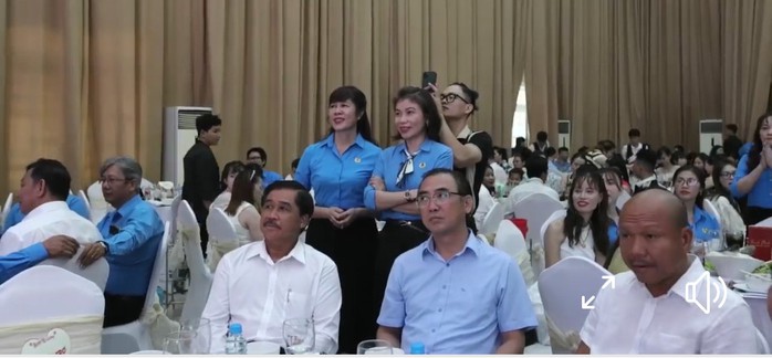 Sự kiện "trong mơ" của các cặp đôi chưa có điều kiện tổ chức lễ cưới ở Bình Dương - Ảnh 9. Sự kiện "trong mơ" của các cặp đôi chưa có điều kiện tổ chức lễ cưới ở Bình Dương - Ảnh 9.