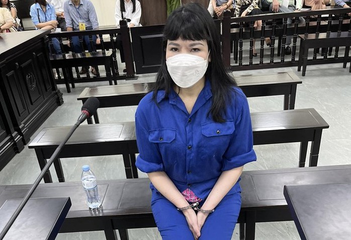 Cựu phó giám đốc chi nhánh Eximbank lừa đảo hơn 2.700 tỉ đồng- Ảnh 1. Cựu phó giám đốc chi nhánh Eximbank lừa đảo hơn 2.700 tỉ đồng- Ảnh 1.