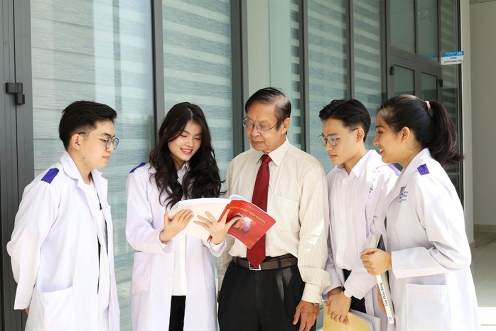 Trường ĐH Khoa học sức khoẻ tuyển sinh ra sao?- Ảnh 1. Trường ĐH Khoa học sức khoẻ tuyển sinh ra sao?- Ảnh 1.