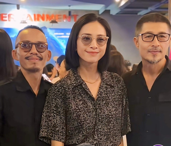 Đàm Vĩnh Hưng, Ngô Thanh Vân chúc mừng Tuấn Trần- Ảnh 2. Đàm Vĩnh Hưng, Ngô Thanh Vân chúc mừng Tuấn Trần- Ảnh 2.