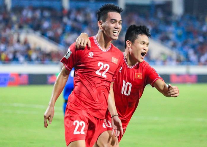 CĐV Indonesia cho rằng Tuấn Hải việt vị khi ghi bàn quyết định cho Việt Nam- Ảnh 1. CĐV Indonesia cho rằng Tuấn Hải việt vị khi ghi bàn quyết định cho Việt Nam- Ảnh 1.