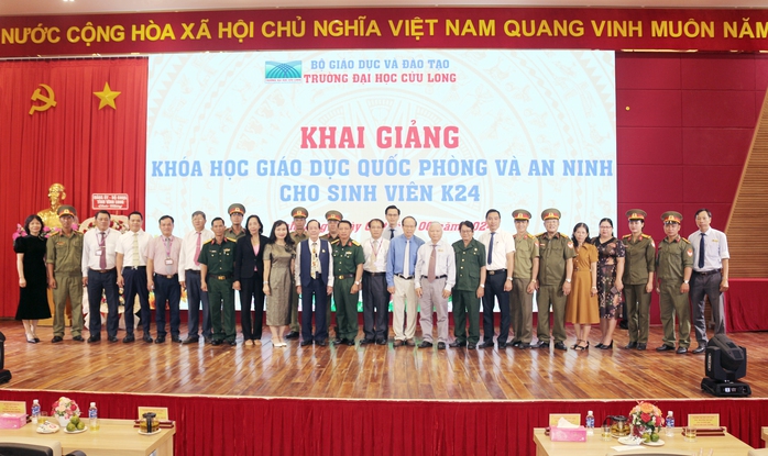Trường ĐH Cửu Long khai giảng khóa học giáo dục quốc phòng và an ninh- Ảnh 5. Trường ĐH Cửu Long khai giảng khóa học giáo dục quốc phòng và an ninh- Ảnh 5.