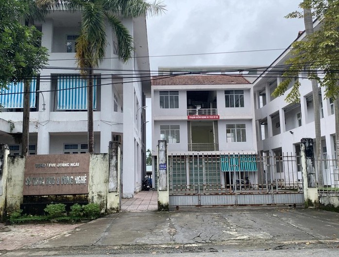 Kiểm điểm giám đốc sở chưa đúng mức độ vi phạm, Tỉnh ủy Quảng Ngãi yêu cầu làm lại- Ảnh 1. Kiểm điểm giám đốc sở chưa đúng mức độ vi phạm, Tỉnh ủy Quảng Ngãi yêu cầu làm lại- Ảnh 1.