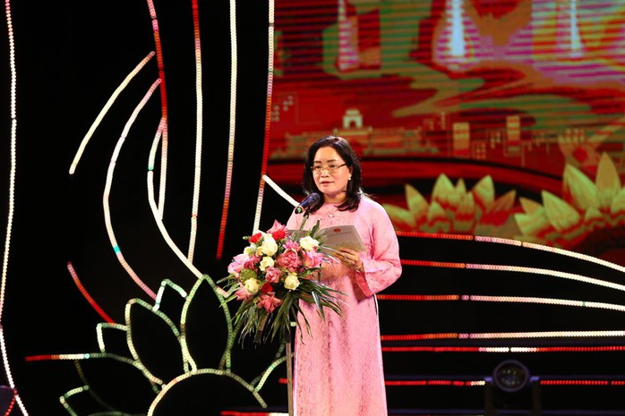 Trọng Tấn, Anh Thơ hát mừng 76 năm Bác Hồ ra Lời kêu gọi thi đua ái quốc- Ảnh 1. Trọng Tấn, Anh Thơ hát mừng 76 năm Bác Hồ ra Lời kêu gọi thi đua ái quốc- Ảnh 1.