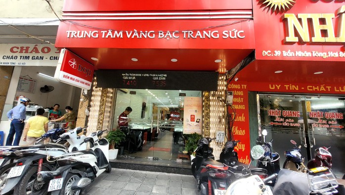 Tiệm vàng mở bán bất ngờ, đóng cửa nhanh như Tiệm vàng mở bán bất ngờ, đóng cửa nhanh như