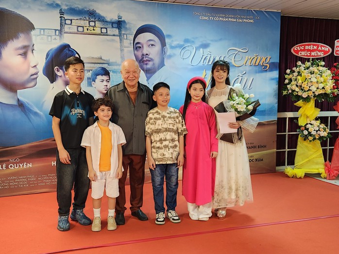 Chờ ngày phim thời niên thiếu của Bác Hồ ra rạp!- Ảnh 4. Chờ ngày phim thời niên thiếu của Bác Hồ ra rạp!- Ảnh 4.