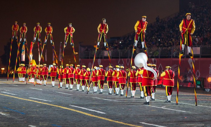 Festival Huế: “Ôn cố tri tân” - hiểu rõ cái cũ để hiểu biết cái mới- Ảnh 3. Festival Huế: “Ôn cố tri tân” - hiểu rõ cái cũ để hiểu biết cái mới- Ảnh 3.