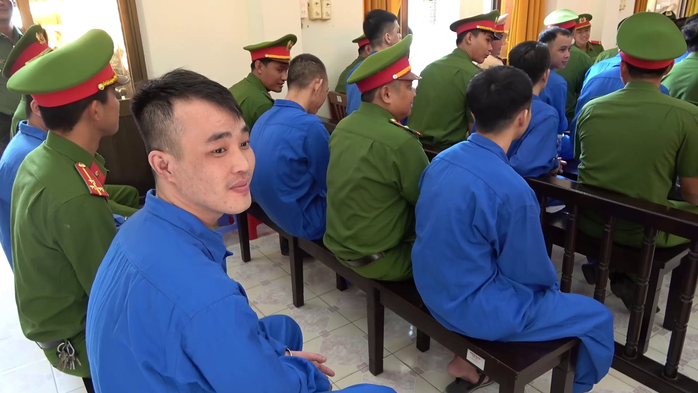 VIDEO: Nhiều VIDEO: Nhiều