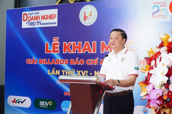 Hơn 100 cơ thủ tranh tài tại Giải Billiards Báo chí ĐBSCL- Ảnh 3. Hơn 100 cơ thủ tranh tài tại Giải Billiards Báo chí ĐBSCL- Ảnh 3.