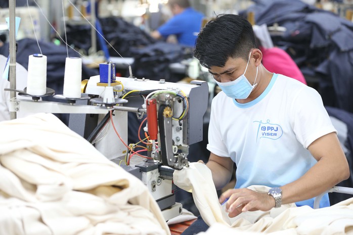 An sinh bền vững cho người lao động- Ảnh 1. An sinh bền vững cho người lao động- Ảnh 1.