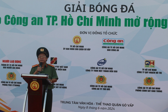 Sôi động Giải bóng đá Báo Công an TP HCM mở rộng năm 2024- Ảnh 1.