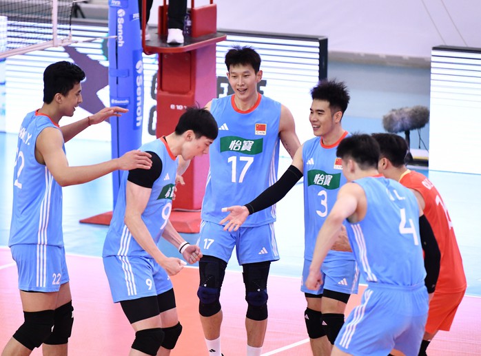 Thua Trung Quốc, bóng chuyền nam Việt Nam xếp hạng 6 AVC Challenge Cup 2024- Ảnh 4. Thua Trung Quốc, bóng chuyền nam Việt Nam xếp hạng 6 AVC Challenge Cup 2024- Ảnh 4.