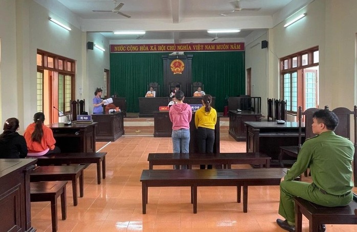 Giao xe máy cho con chưa đủ 16 tuổi đi Giao xe máy cho con chưa đủ 16 tuổi đi