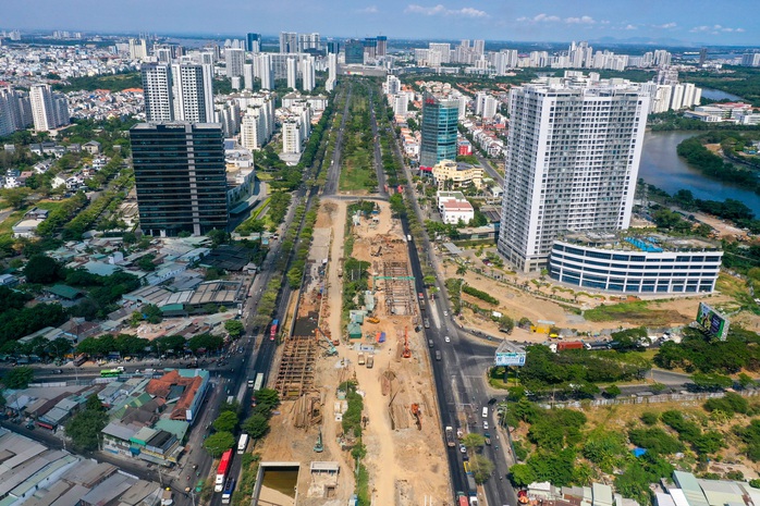 Dự án hầm chui nút giao thông Nguyễn Văn Linh - Nguyễn Hữu Thọ ở TP HCM dự kiến hoàn thiện cuối tháng 12-2024 Ảnh: HOÀNG TRIỀU Dự án hầm chui nút giao thông Nguyễn Văn Linh - Nguyễn Hữu Thọ ở TP HCM dự kiến hoàn thiện cuối tháng 12-2024 Ảnh: HOÀNG TRIỀU