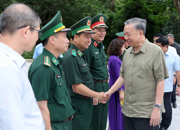 Chủ tịch nước Tô Lâm thăm, làm việc tại Cao Bằng- Ảnh 1. Chủ tịch nước Tô Lâm thăm, làm việc tại Cao Bằng- Ảnh 1.