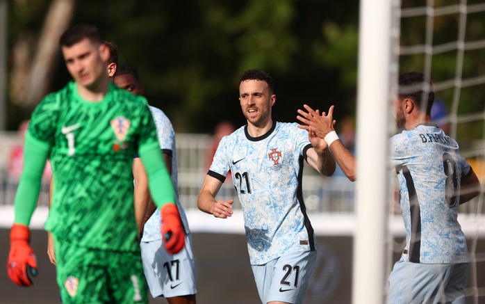 Vắng Ronaldo, Bồ Đào Nha thua đau Croatia sân nhà- Ảnh 3. Vắng Ronaldo, Bồ Đào Nha thua đau Croatia sân nhà- Ảnh 3.