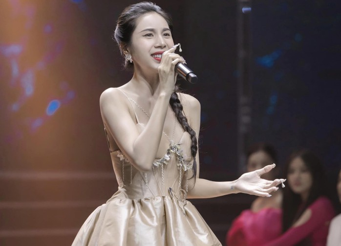 Tút đáng chú ý của ca sĩ Thủy Tiên - Ảnh 1. Tút đáng chú ý của ca sĩ Thủy Tiên - Ảnh 1.