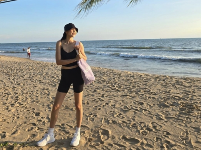 Mỹ nhân Hàn khoe chân dài tại Phú Quốc- Ảnh 1. Mỹ nhân Hàn khoe chân dài tại Phú Quốc- Ảnh 1.