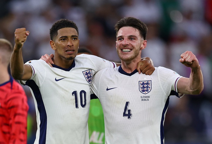 Euro 2024: Bi kịch 8 năm trước hiện về với tuyển Anh trước siêu phẩm Bellingham- Ảnh 2. Euro 2024: Bi kịch 8 năm trước hiện về với tuyển Anh trước siêu phẩm Bellingham- Ảnh 2.