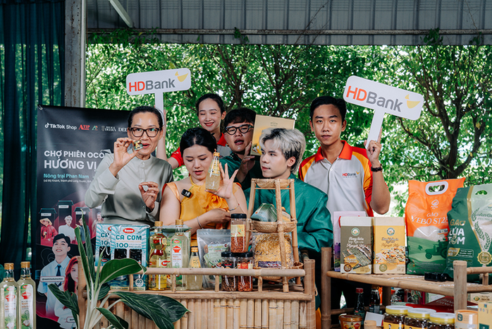 HDBank hợp tác với Trung tâm Xúc tiến Thương mại và Đầu tư tỉnh An Giang tăng sức bật cho doanh nghiệp địa phương- Ảnh 2. HDBank hợp tác với Trung tâm Xúc tiến Thương mại và Đầu tư tỉnh An Giang tăng sức bật cho doanh nghiệp địa phương- Ảnh 2.