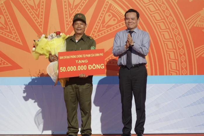 Khánh Hòa, Đà Nẵng ra mắt lực lượng bảo vệ an ninh trật tự ở cơ sở- Ảnh 2. Khánh Hòa, Đà Nẵng ra mắt lực lượng bảo vệ an ninh trật tự ở cơ sở- Ảnh 2.