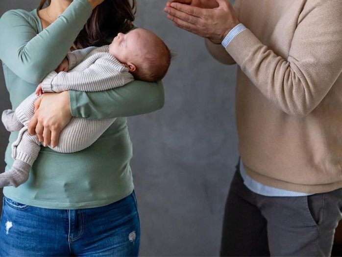 Từ hôm nay (1-7), chồng không được yêu cầu ly hôn dù vợ có thai, sinh con với người khác- Ảnh 1. Từ hôm nay (1-7), chồng không được yêu cầu ly hôn dù vợ có thai, sinh con với người khác- Ảnh 1.