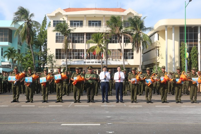 Hơn 1.000 Tổ bảo vệ an ninh, trật tự ở cơ sở được thành lập tại Bình Thuận, Ninh Thuận- Ảnh 1. Hơn 1.000 Tổ bảo vệ an ninh, trật tự ở cơ sở được thành lập tại Bình Thuận, Ninh Thuận- Ảnh 1.